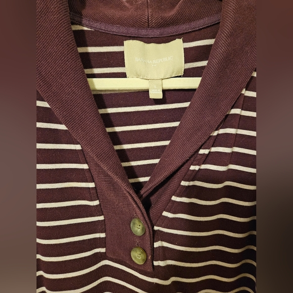 Banana Republic striped pull-over - Picture 3 of 6